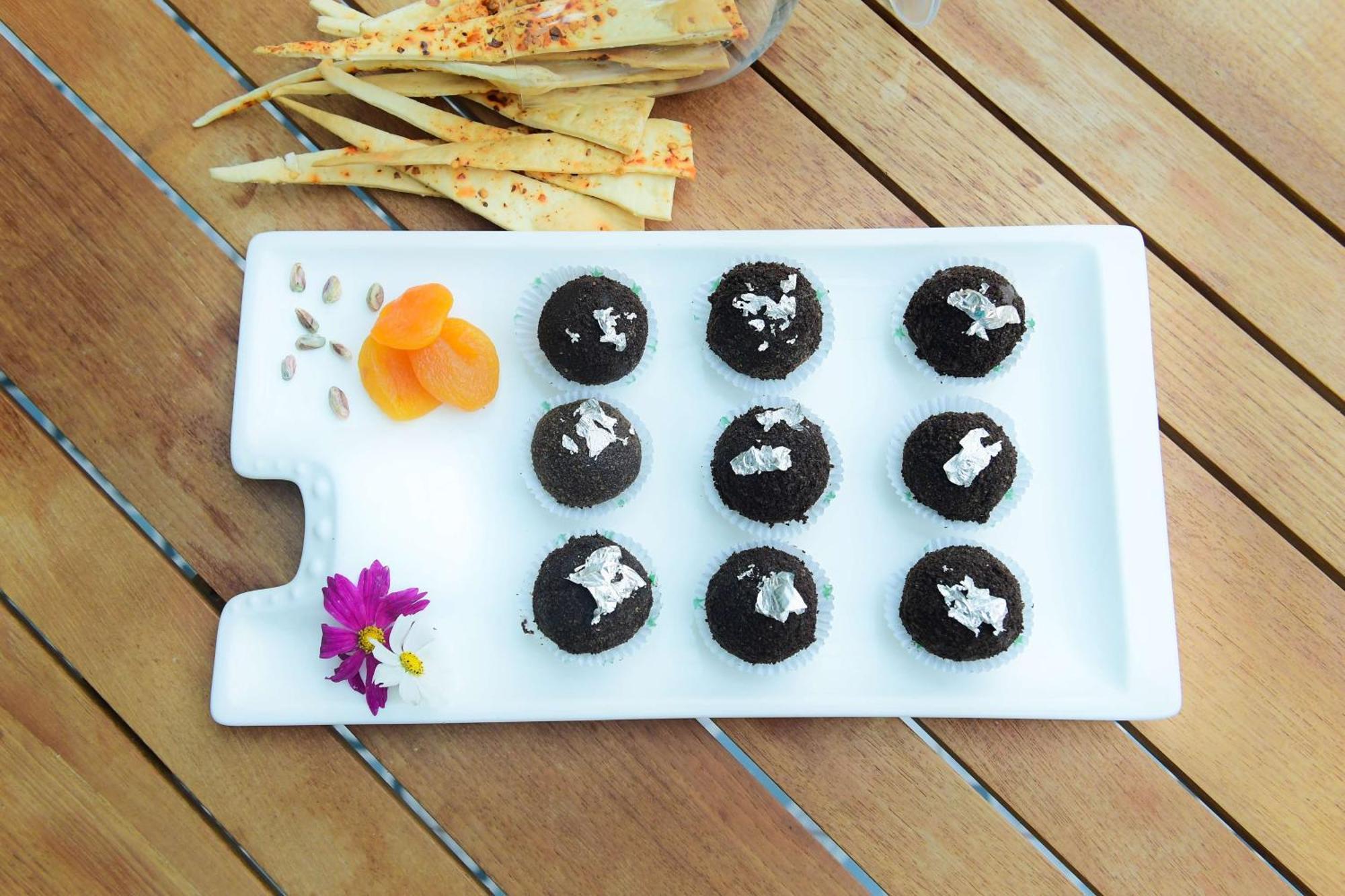 Radisson Blu Hotel Guwahati Exterior photo Chocolate truffles